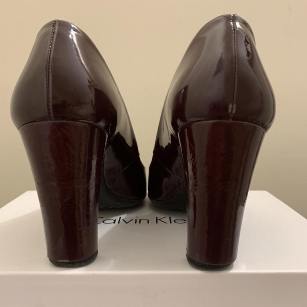 Calvin Klein round toe pumps - Picture 7 of 12